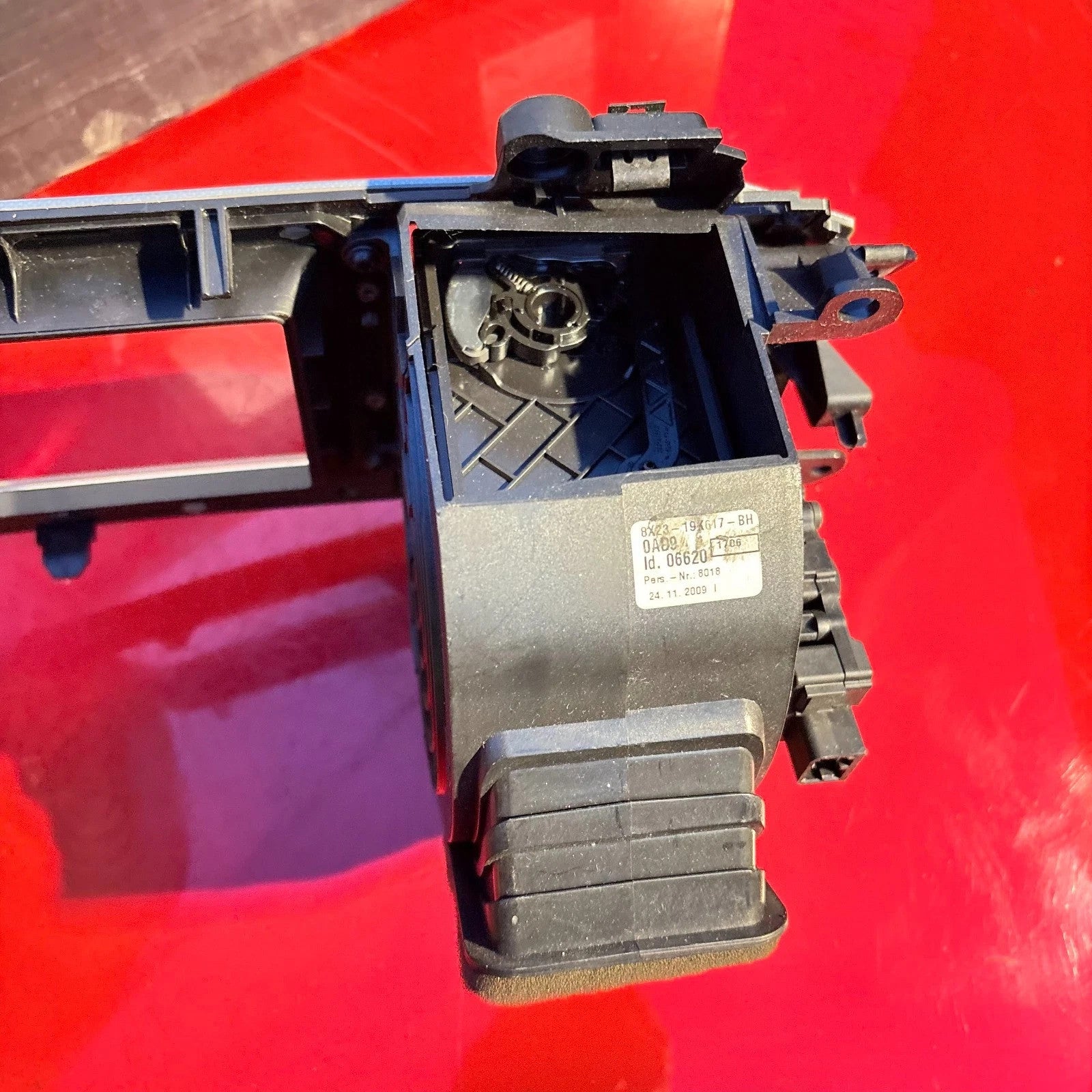2009 JAGUAR XF FRONT CENTRE DASHBOARD AIRVENT 8X23-19K617-AH
