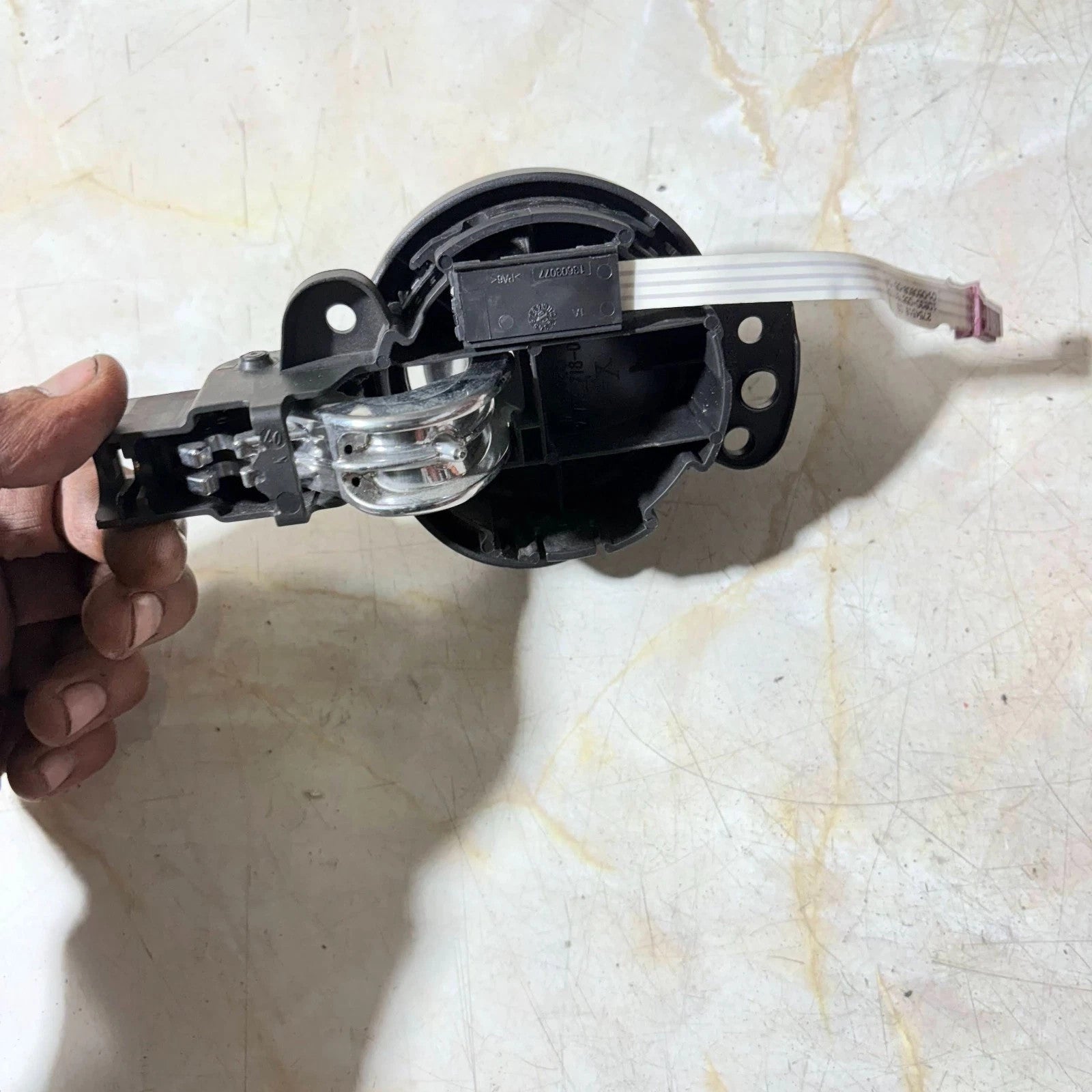 BMW MINI COOPER ONE DRIVER FRONT RIGHT INTERIOR DOOR HANDLE 13603077 2006-2012
