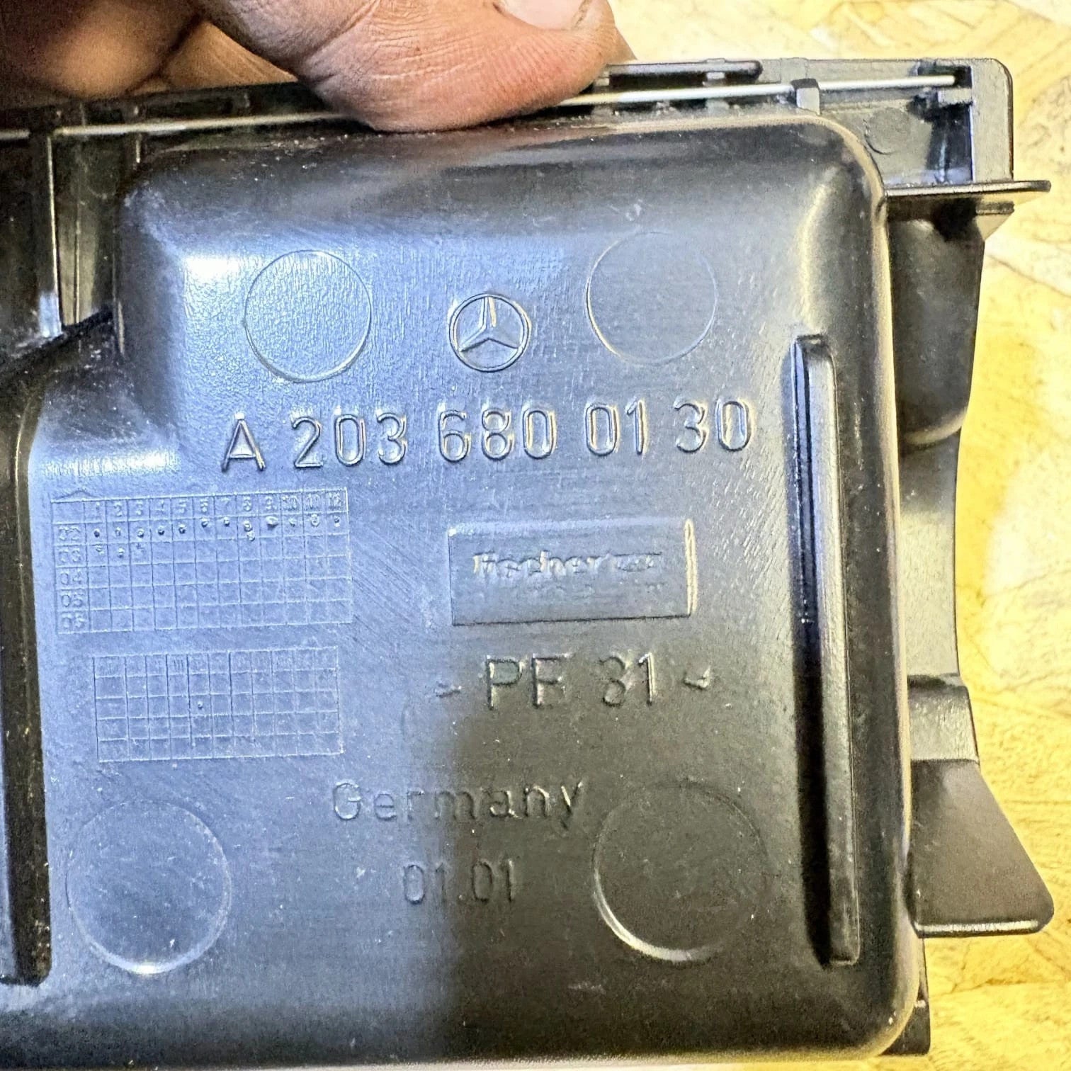 Mercedes C-Class W203 Ashtray Insert Centre Console Tray A2036800130 1999-2007