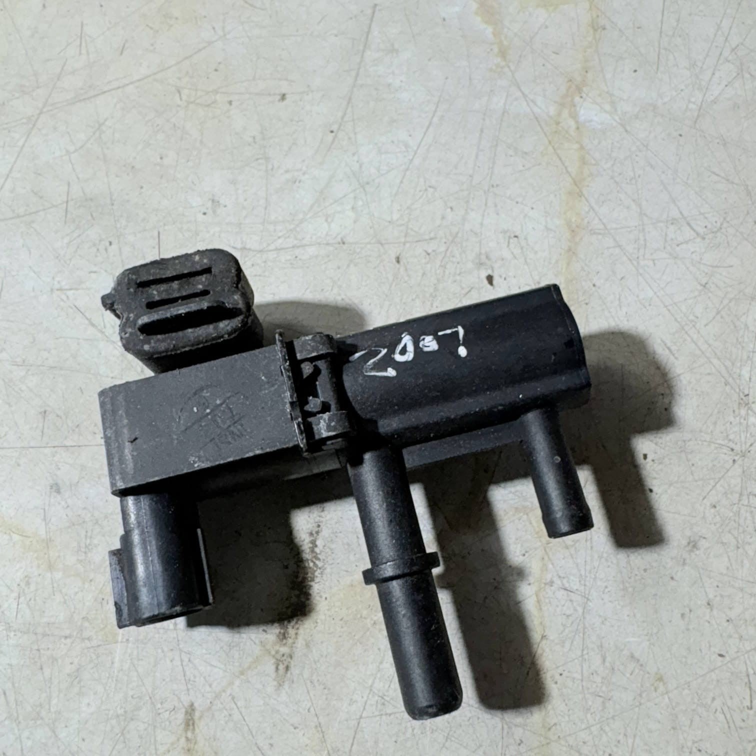 1X43-9C915-BC SOLENOID VALVE JAGUAR X-TYPE 2.5 B 143KW 5M 5P (2007) SPARE USA