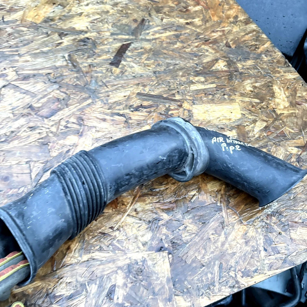 Porsche Cayenne 9P S 4.5 2008 O/S/F Air Intake Pipe 7L5129609 7L5129752 14505537