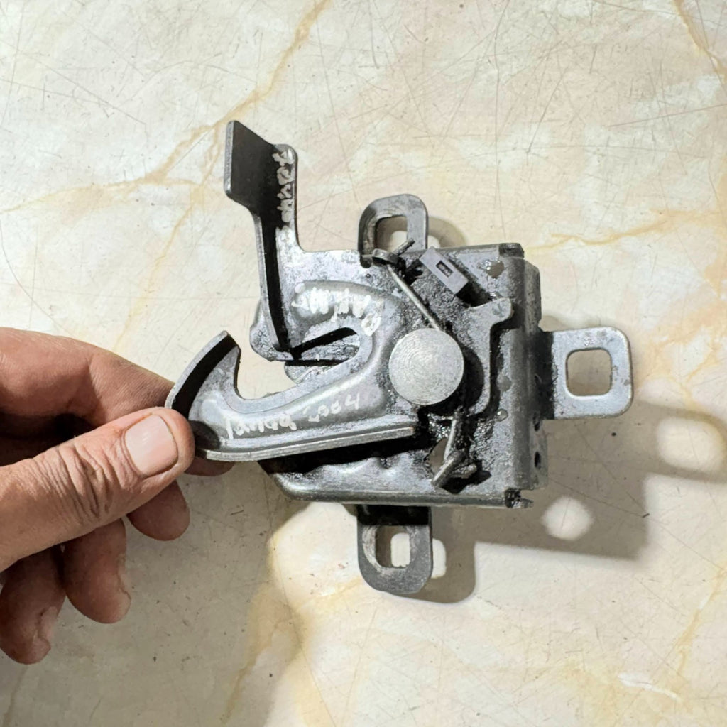 FIAT PANDA MK2 2004-12 REG BONNET CATCH LATCH LOCK MECHANISM