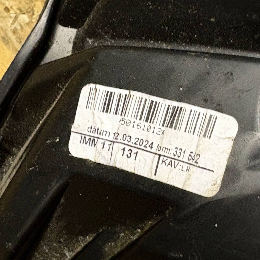 Skoda Karoq 2018-Left Rear Bumper Bracket Guide 57A807377