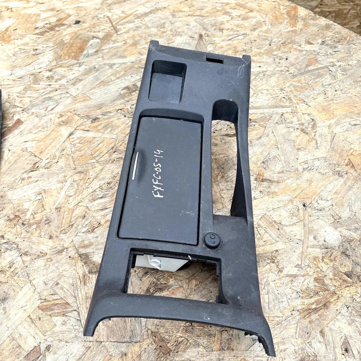 Mitsubishi Lancer 2008-2017 Centre Console Cup Holder Trim Middle Box Lid
