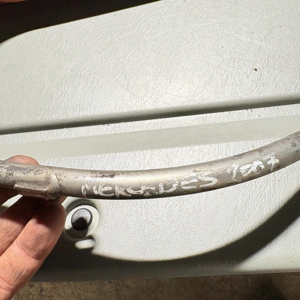 MERCEDES C Class W204 07-14 2.2 CDI Engine Oil Level Dipstick A6461400172