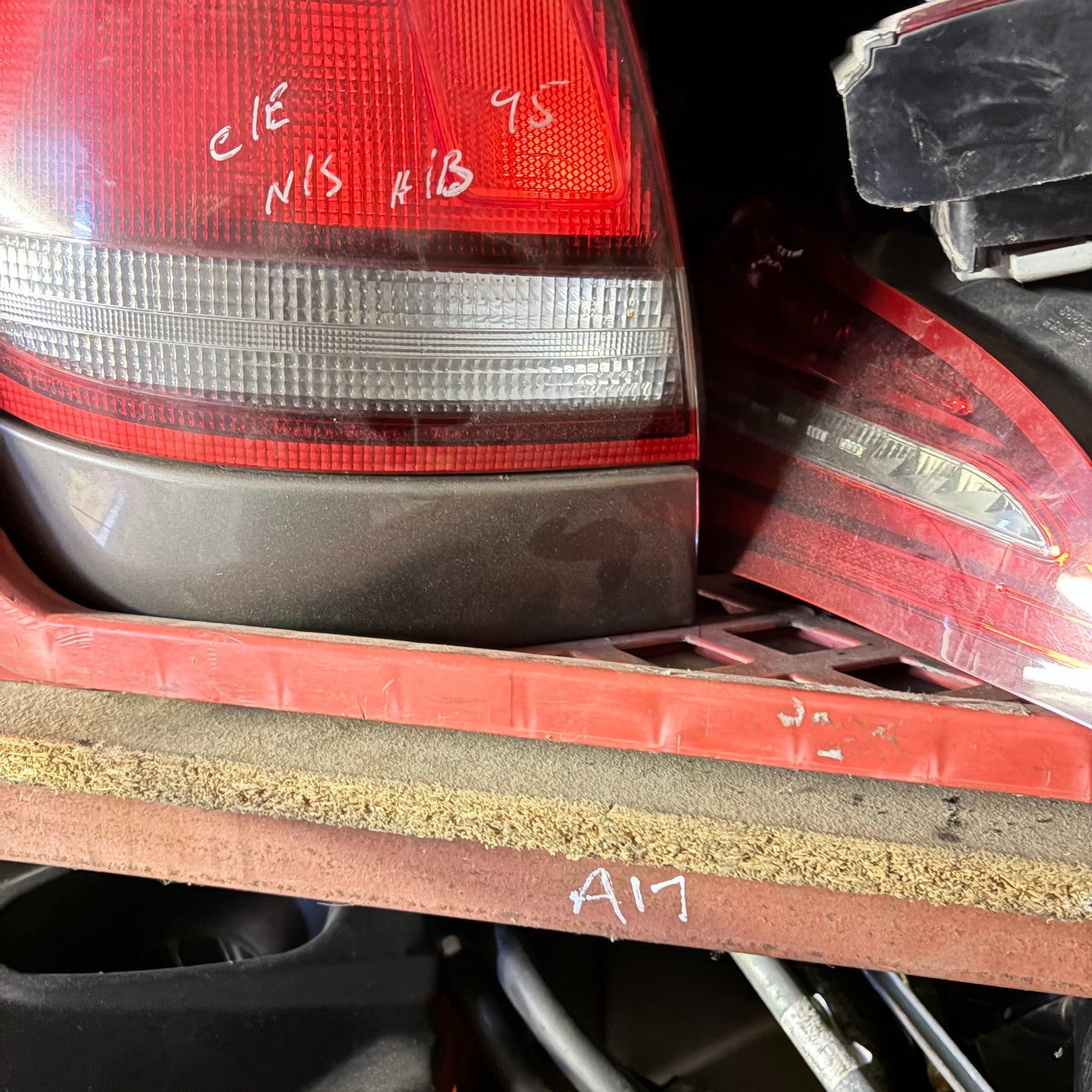 BMW 5 series 1995-2004 REAR RIGHT LIGHT CLUSTERS 146033.00