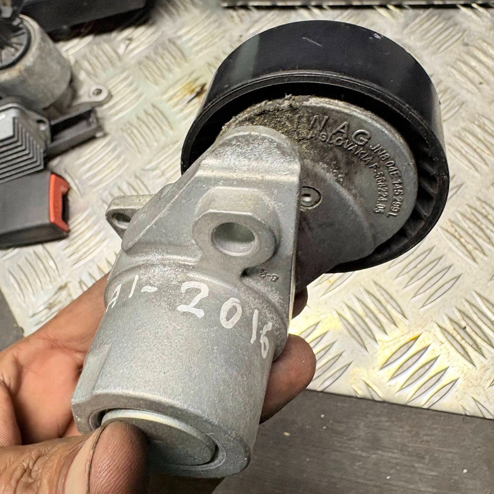 Audi A1 8X 1.0 TFSI CHZB Aux Drive Belt Tensioner 04E145299L 2015-2018