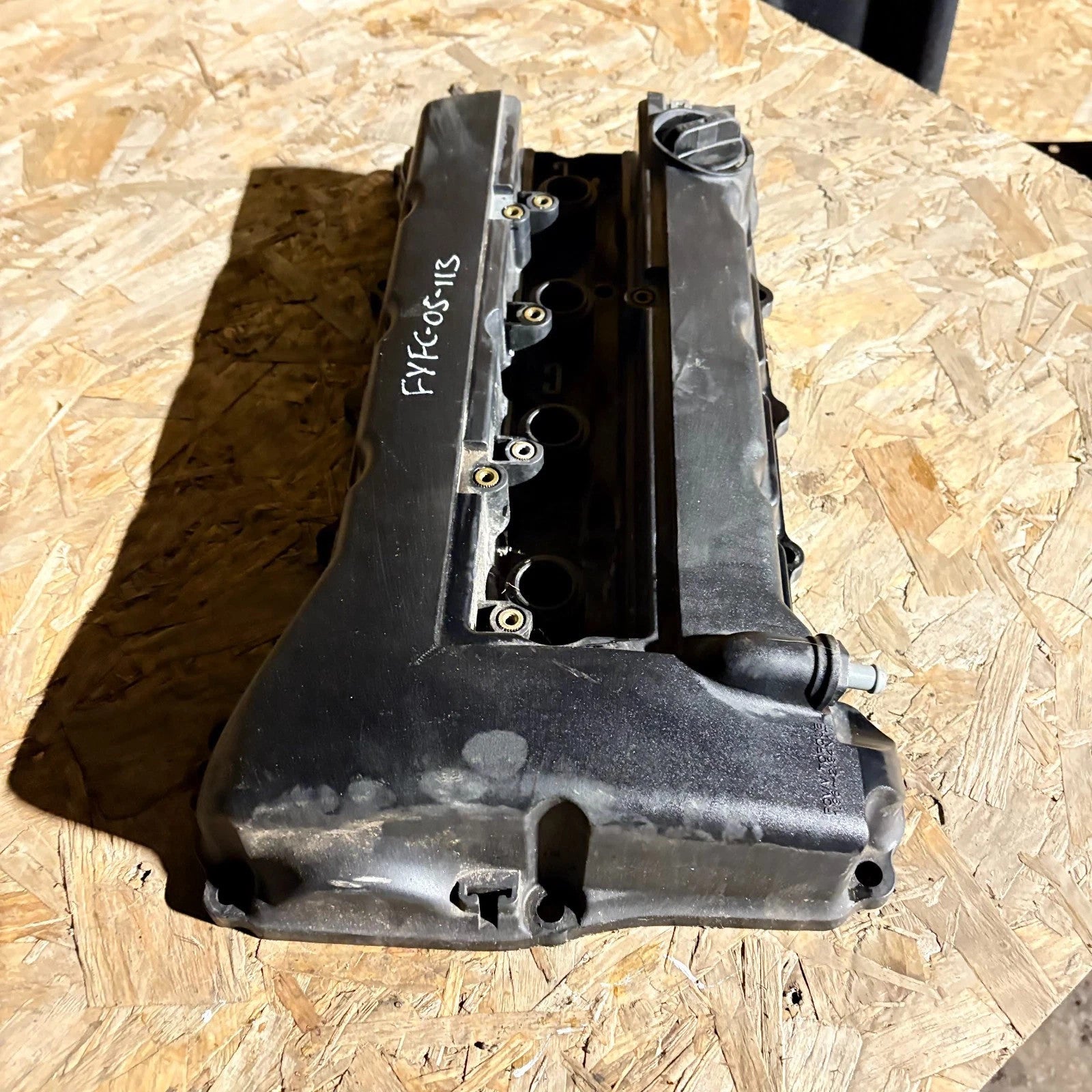 Mitsubishi Outlander Mk3 20132021 Engine Top Rocker Valve Cover