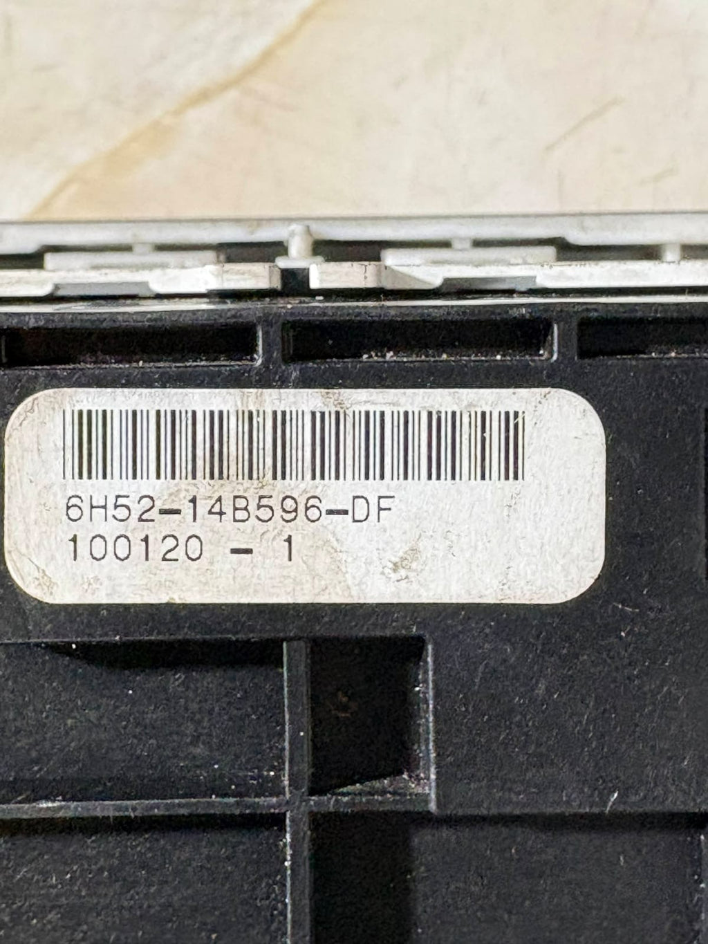 Land Rover Freelander 2 DSC/terrain response control switch6H52-14B596-DF 2012