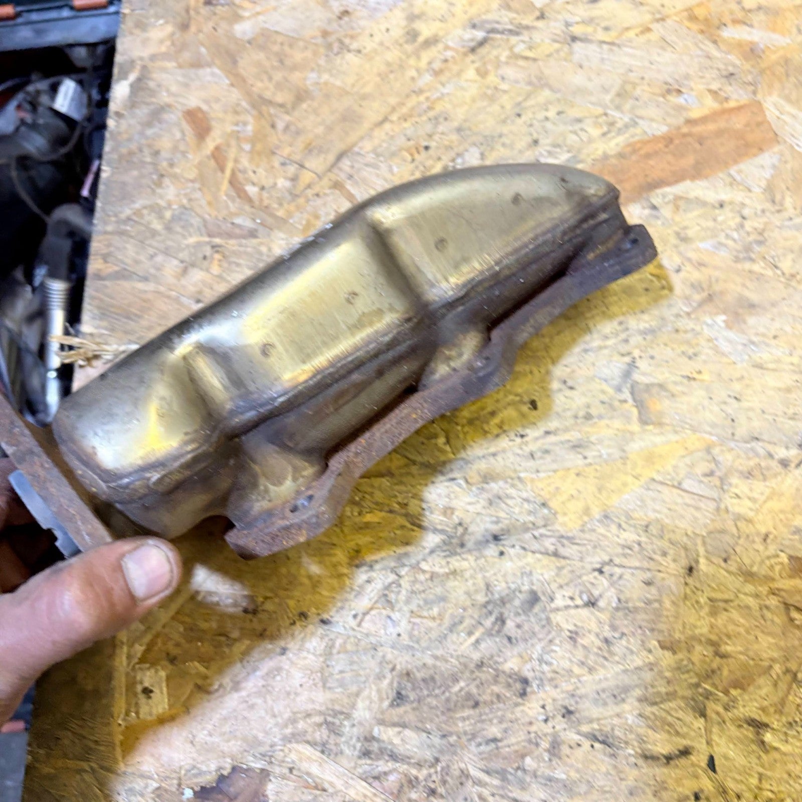 Skoda Superb 2001-2008 mk1 RIGHT SIDE EXHAUST MANIFOLD
