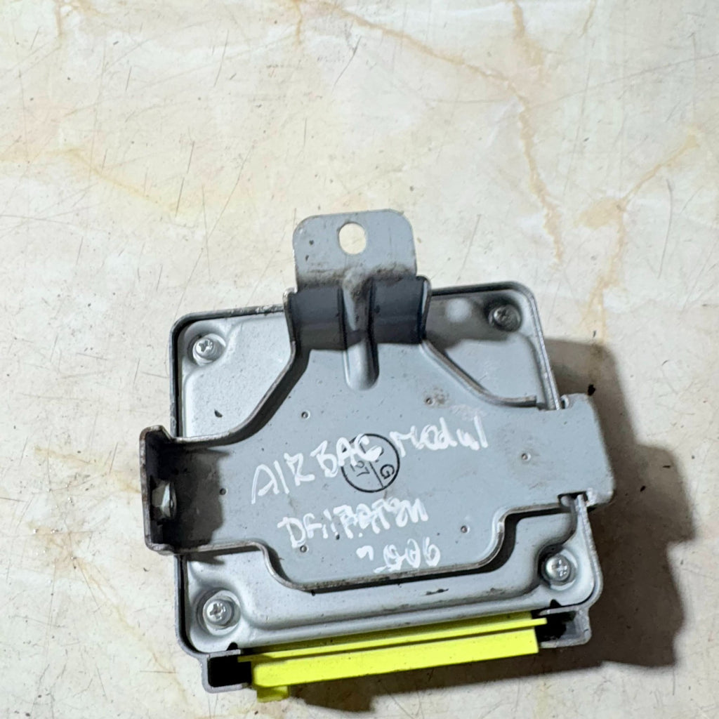 Daihatsu 2006 Airbag Control module 89170-87428