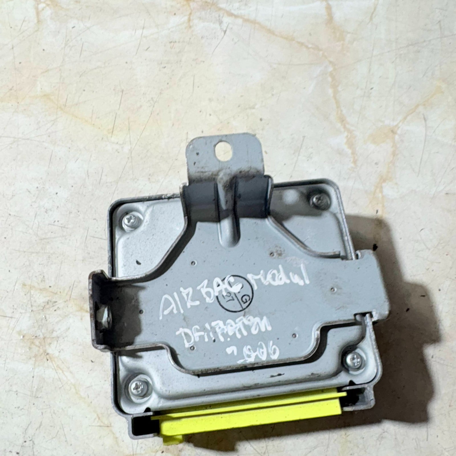 Daihatsu 2006 Airbag Control module 89170-87428