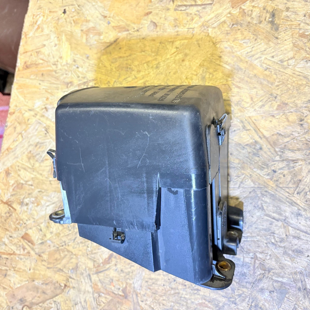 Fiat Punto Mk2 (188) 1999-2005 Fuse Box Control Unit 823501100