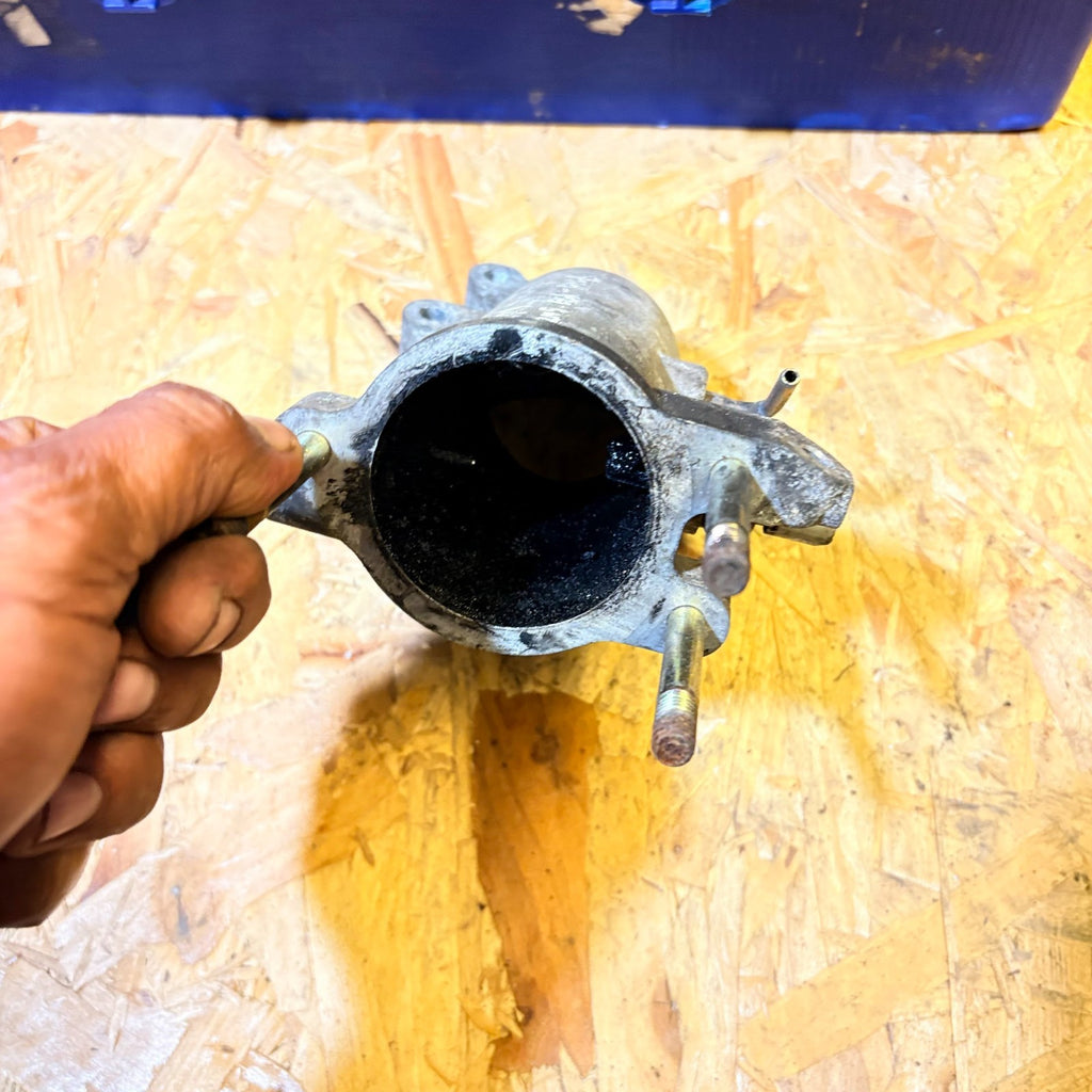 Dyna 2005 EGR Valve Pipe