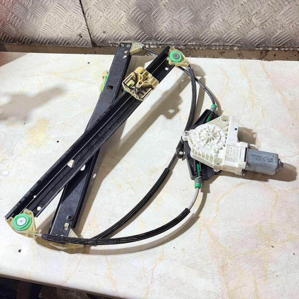 AUDI A4 2014 WINDOW REGULATOR FRONT LEFT PASSENGER SIDE 8K0 837 461