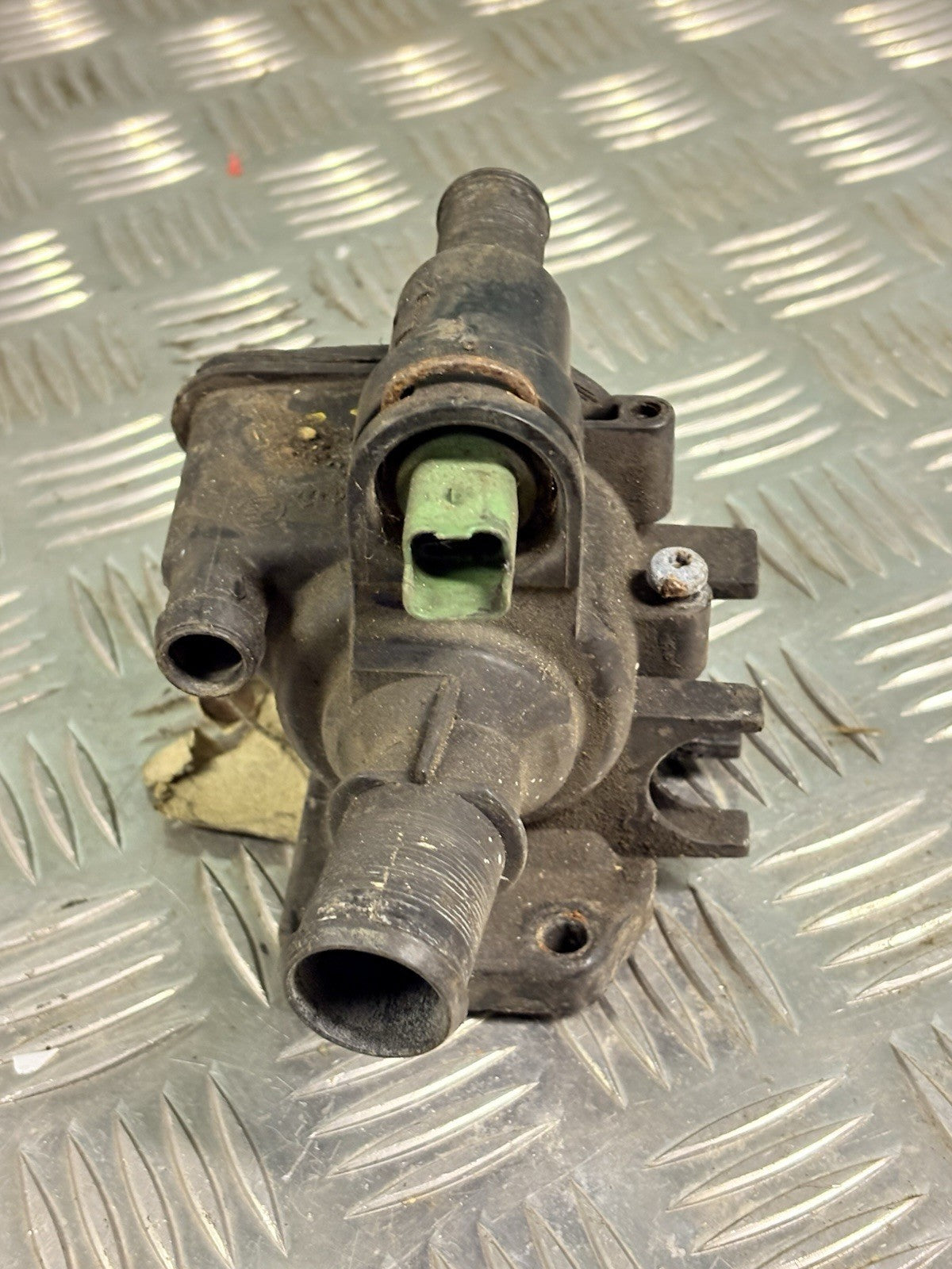 Thermostat Housing 9641522380 9654393880 1.4HDi/TDCi Fiesta 01-17 C1/107 05-14