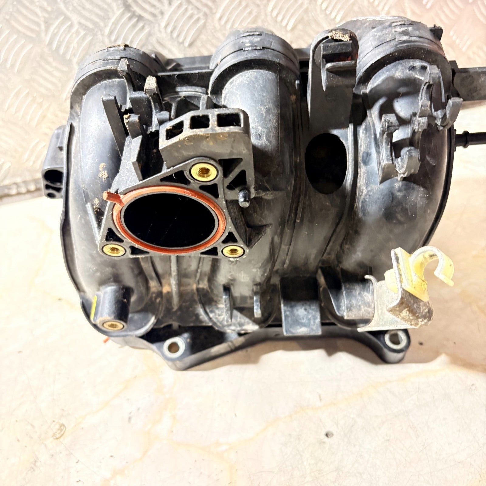 2017 PEUGEOT 108 ACTIVE 1L PET 1KR 5DR INLET MANIFOLD 17120-0Q040