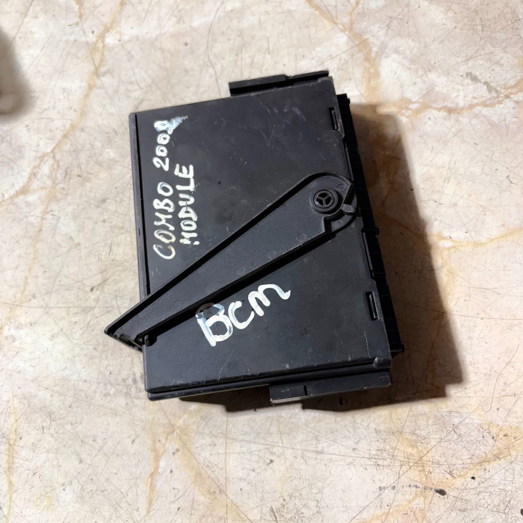 OPELCOMBO MK2 BCM BODY CONTROL MODULE 24410825 2001-2011