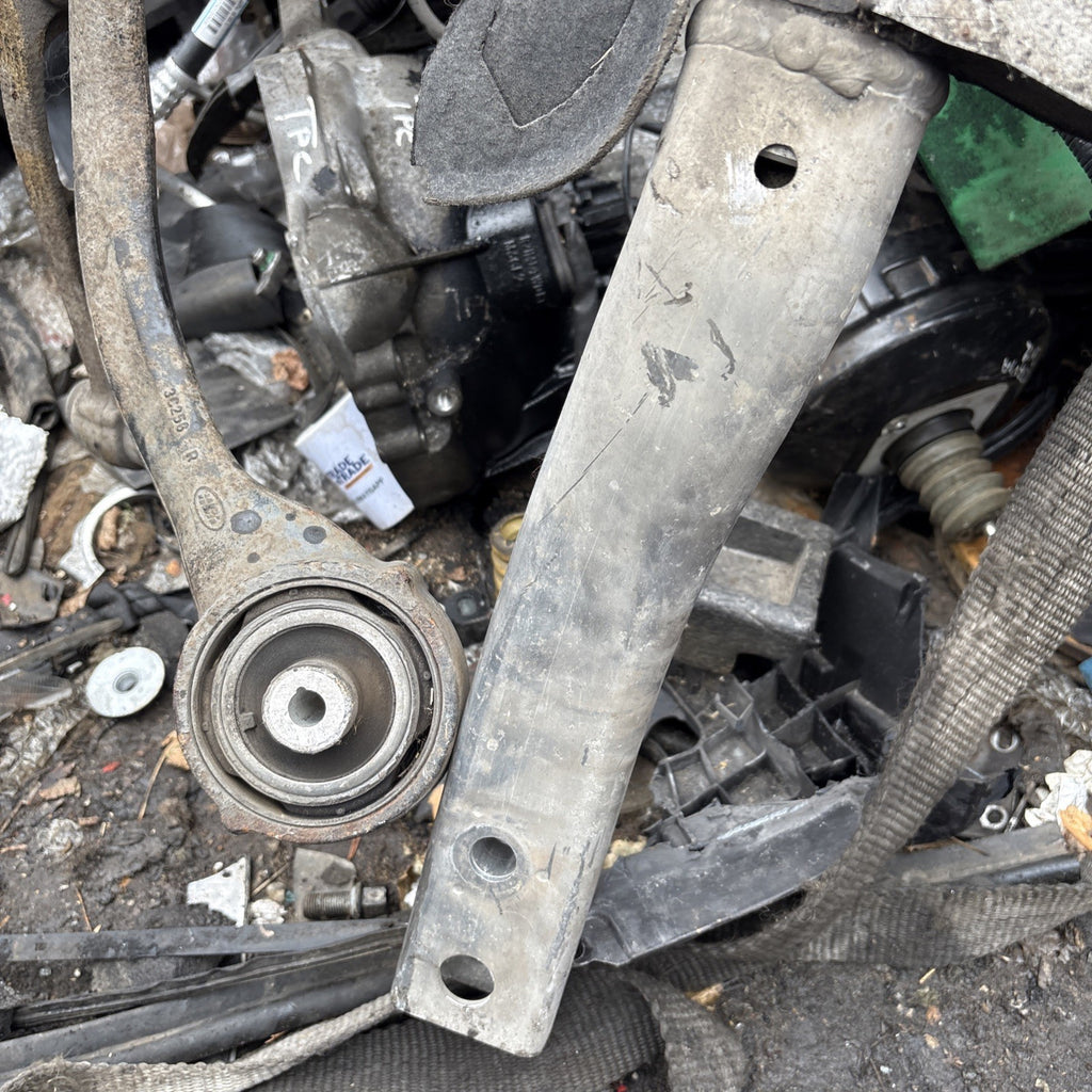 RANGE ROVER VOGUE L405 SUBFRAME FRONT AXLE SUPPORT CPLA5C145AM 2014
