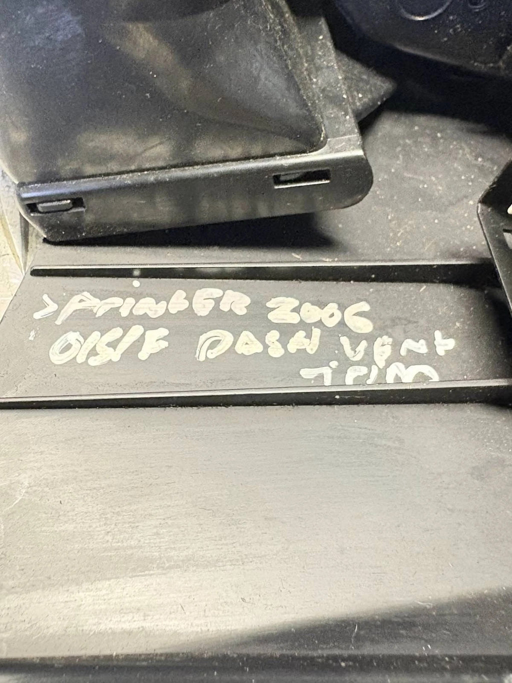 MERCEDES SPRINTER 2006-2008 W906 RIGHT DRIVER SIDE DASH AIR VENT