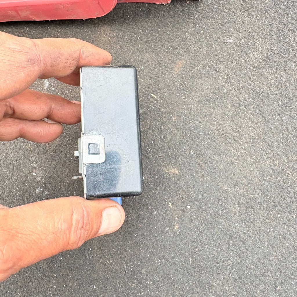 Toyota Prius Door Control Module Ecu 89740-47031