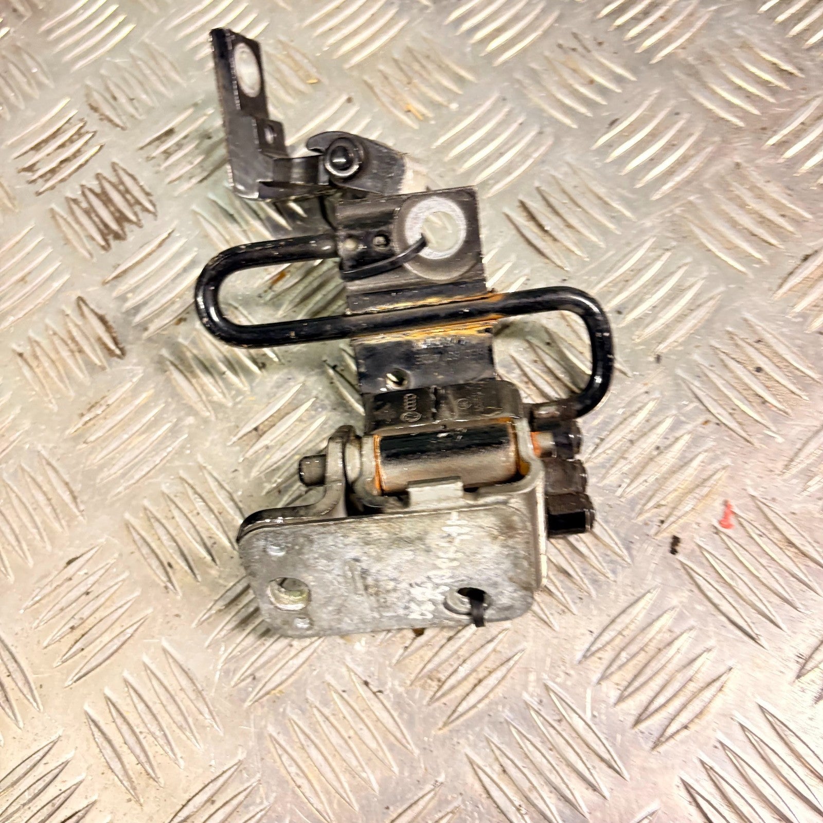 Audi A4 2009 Offside Driver Rear Side Door Hinges