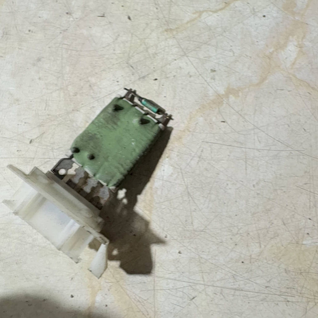 Peugeot 207 1.4 54kW Blower Motor Resistor 6441V8 Heater Fan 04/2006-10/2013