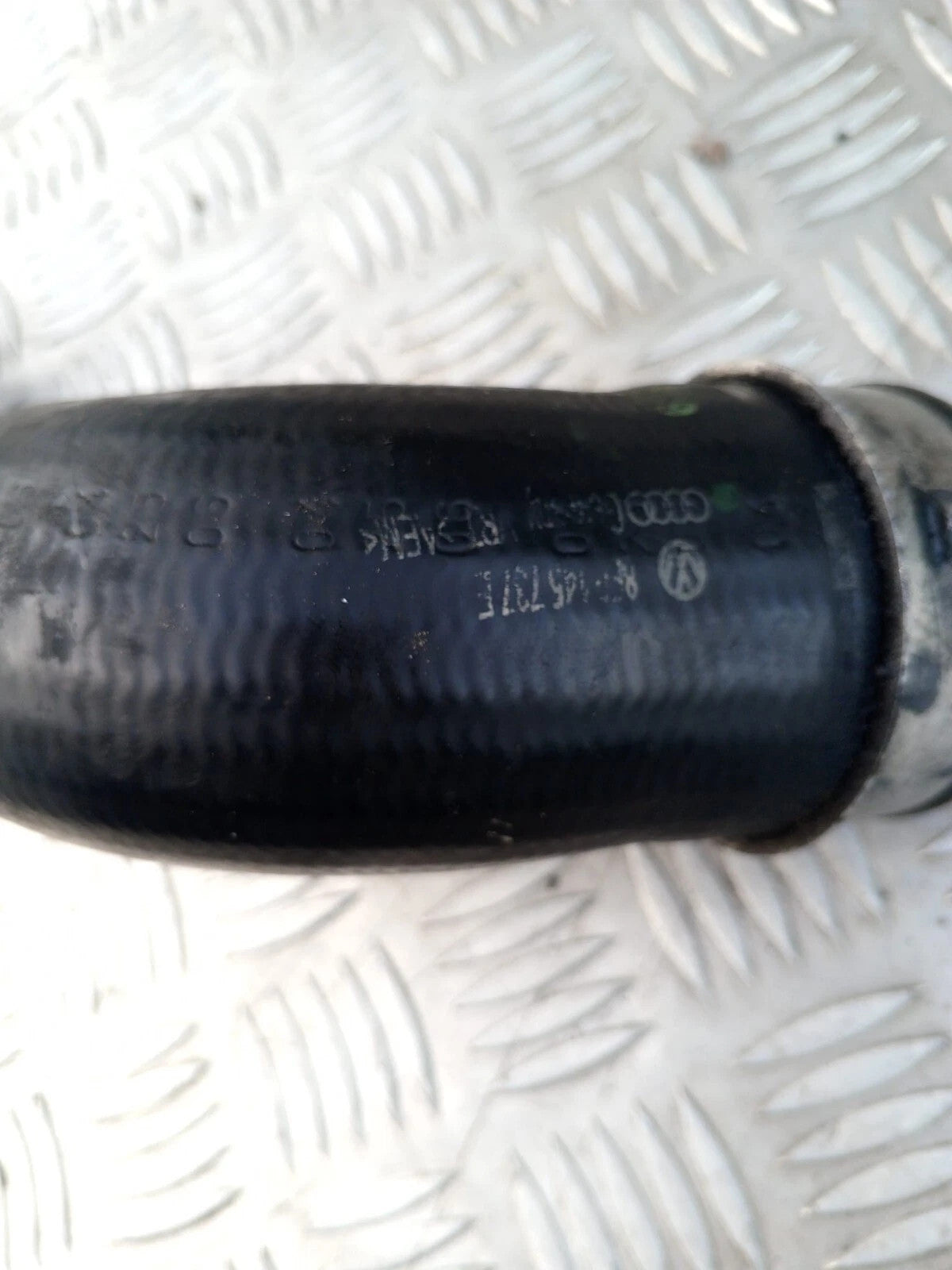 GED52552 Audi A4 S4 B6 8E 8H 2004 Diesel intercooler hose pipe