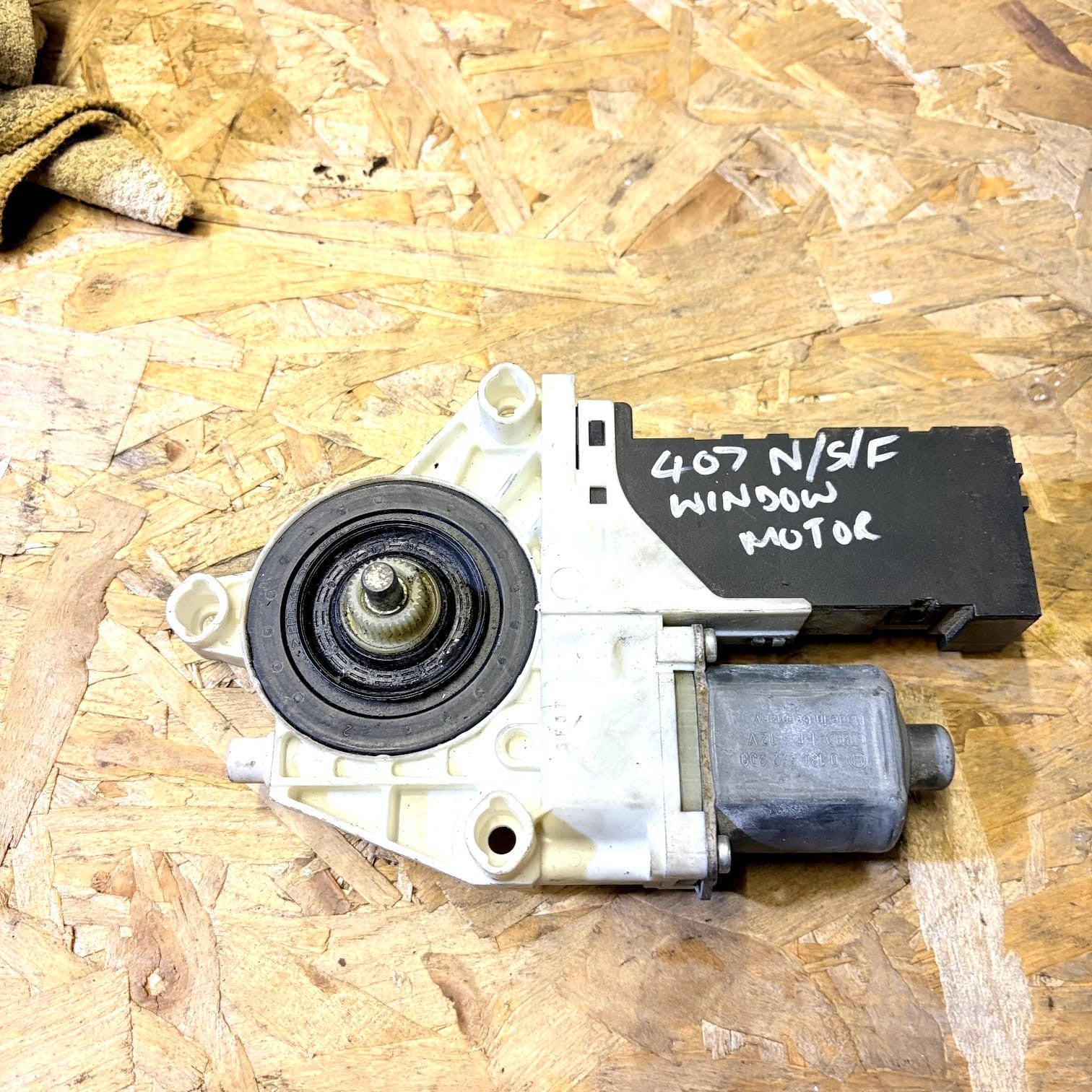 PEUGEOT 407 2004-2011 FRONT LEFT NSF ELECTRIC WINDOW MOTOR 1137328124