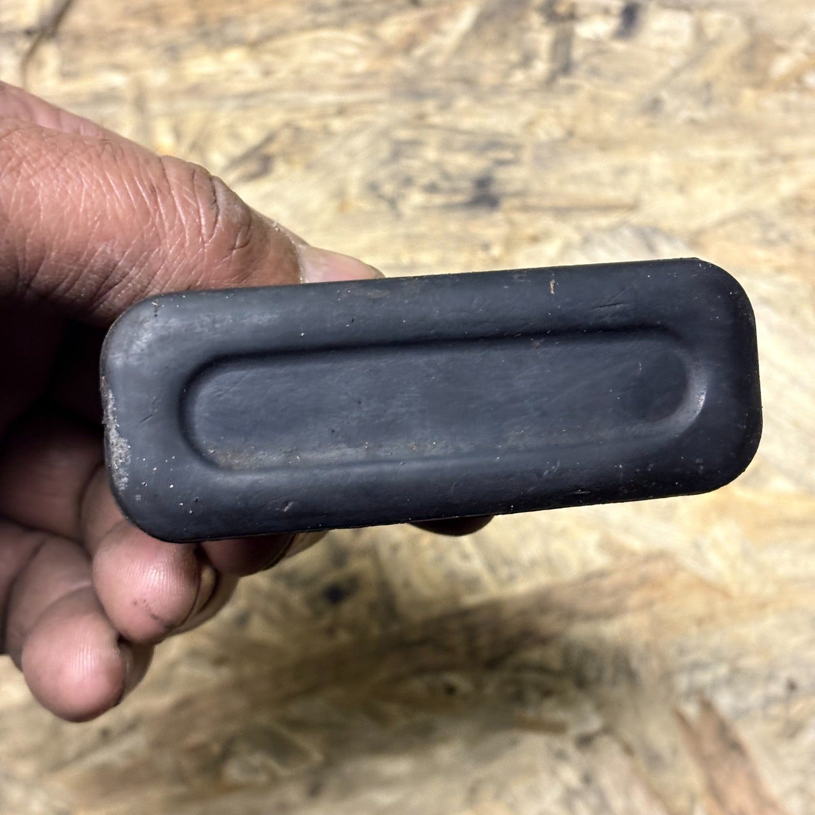 Peugeot 1007 2004-2010 Tailgate Boot Release Switch Rear Hatch Button