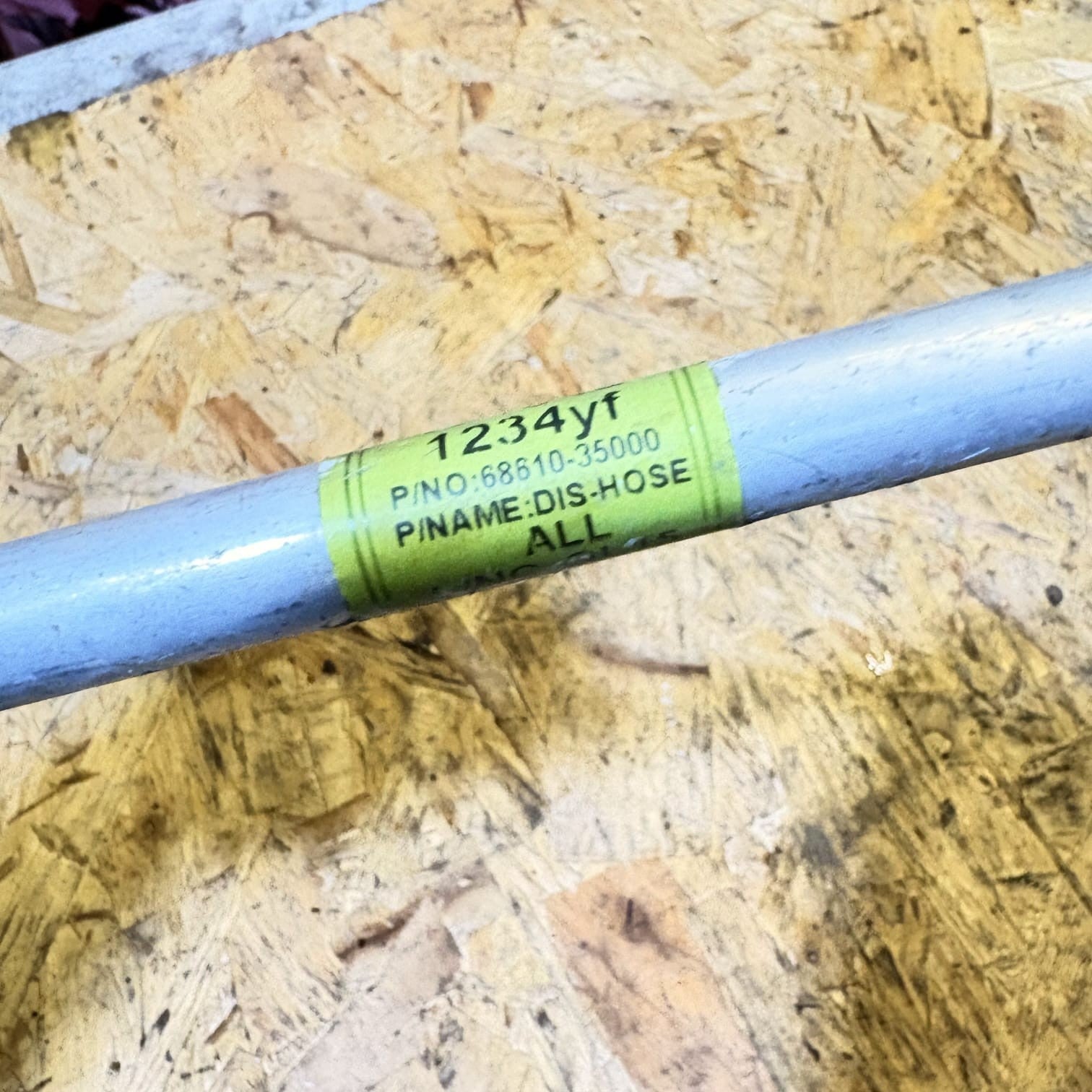 Ssangyong Tivoli air con pipe 68610-35000 2017