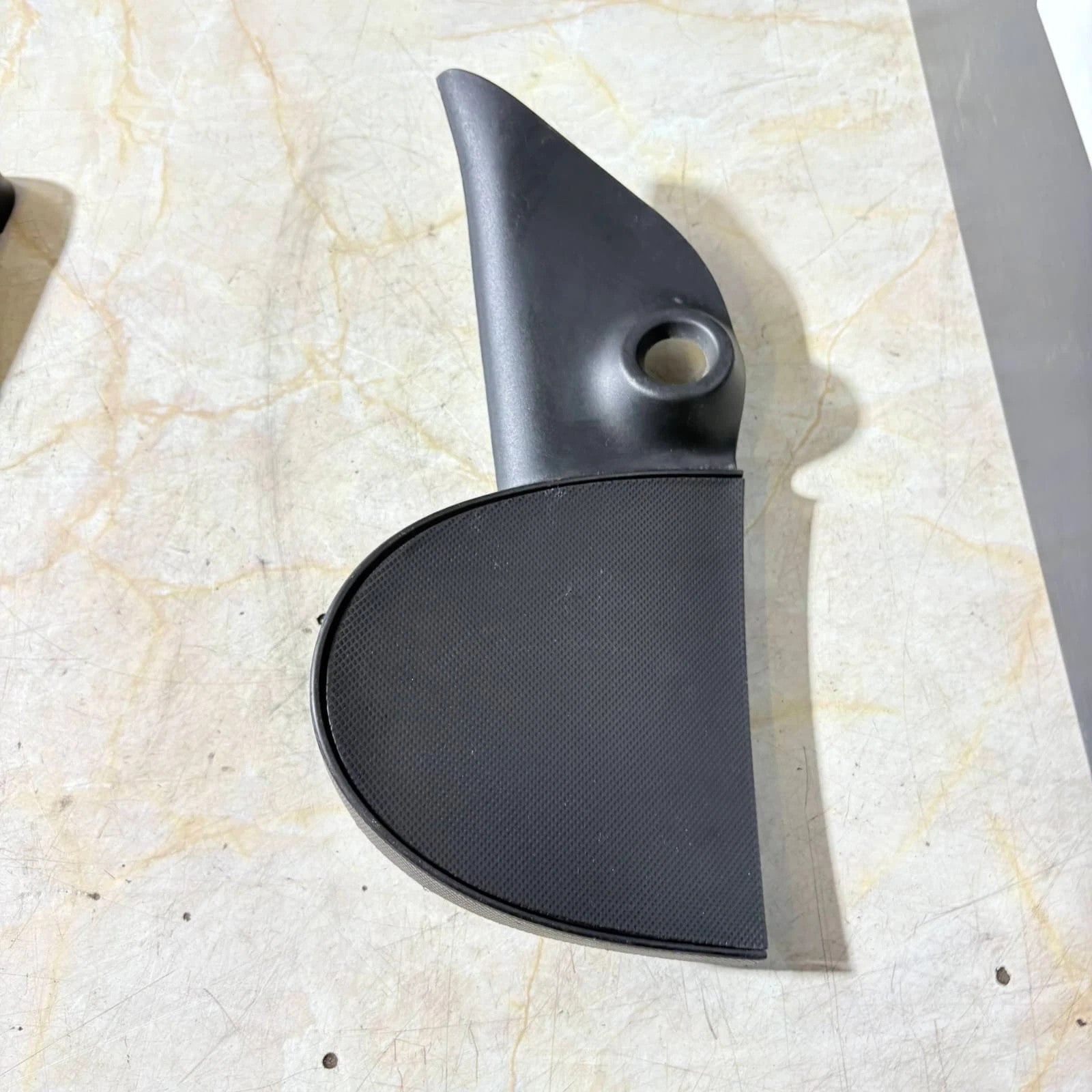 Citroen C1 Peugeot 107 Toyota Aygo Passenger Left Mirror Trim 67492-0H010 05-14