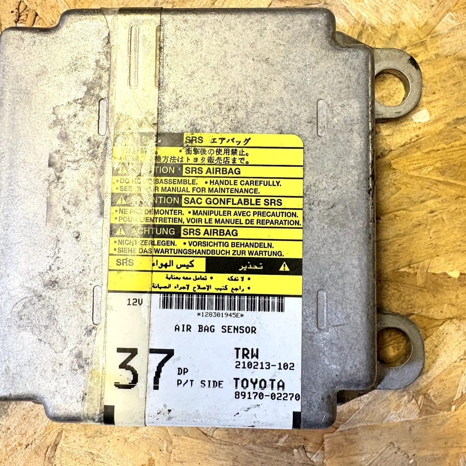 2004 TOYOTA YARIS ECU MODULE 89170-0D410 TRW 220749-102
