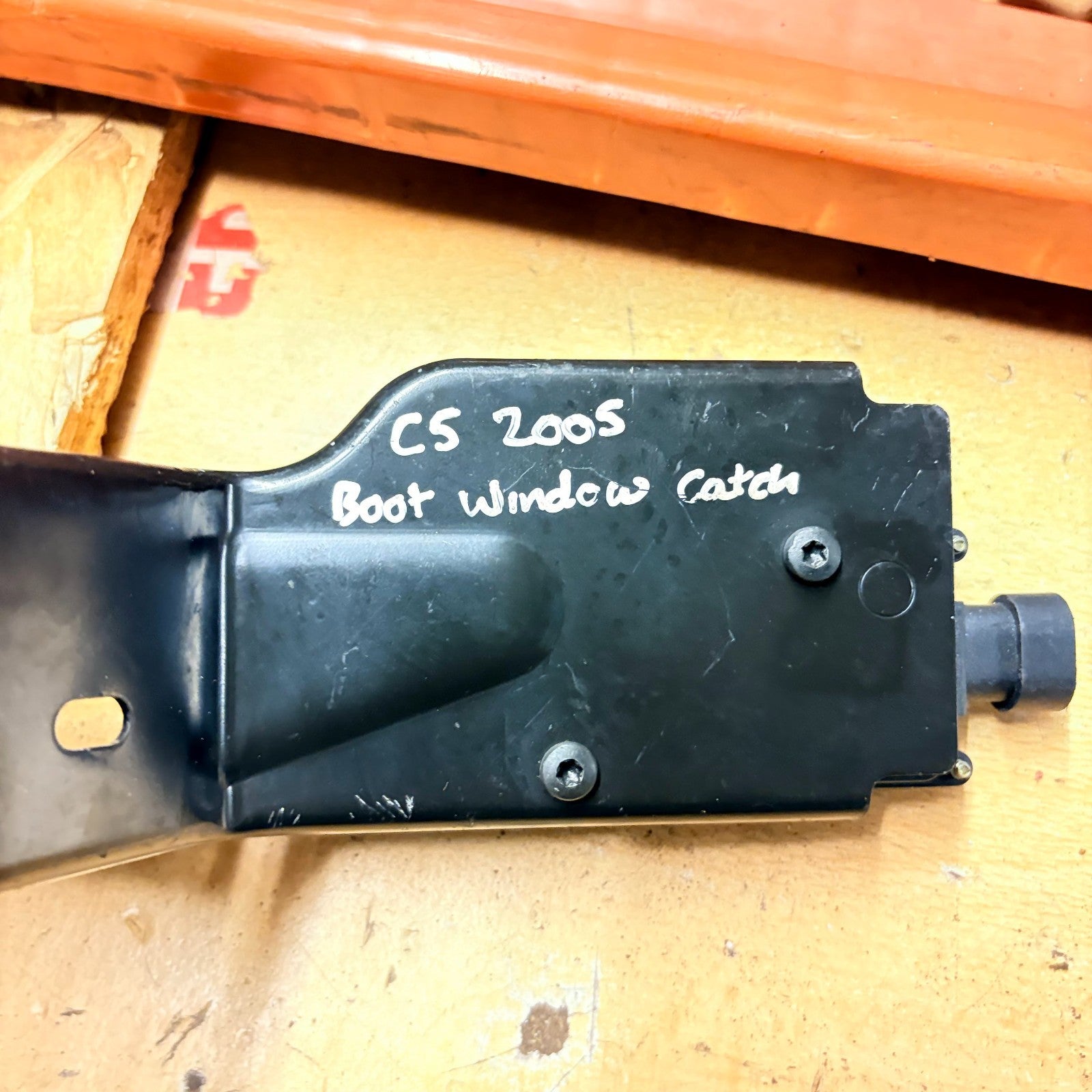 Citroen C5 2005 Tailgate window boot lock latch motor A00177