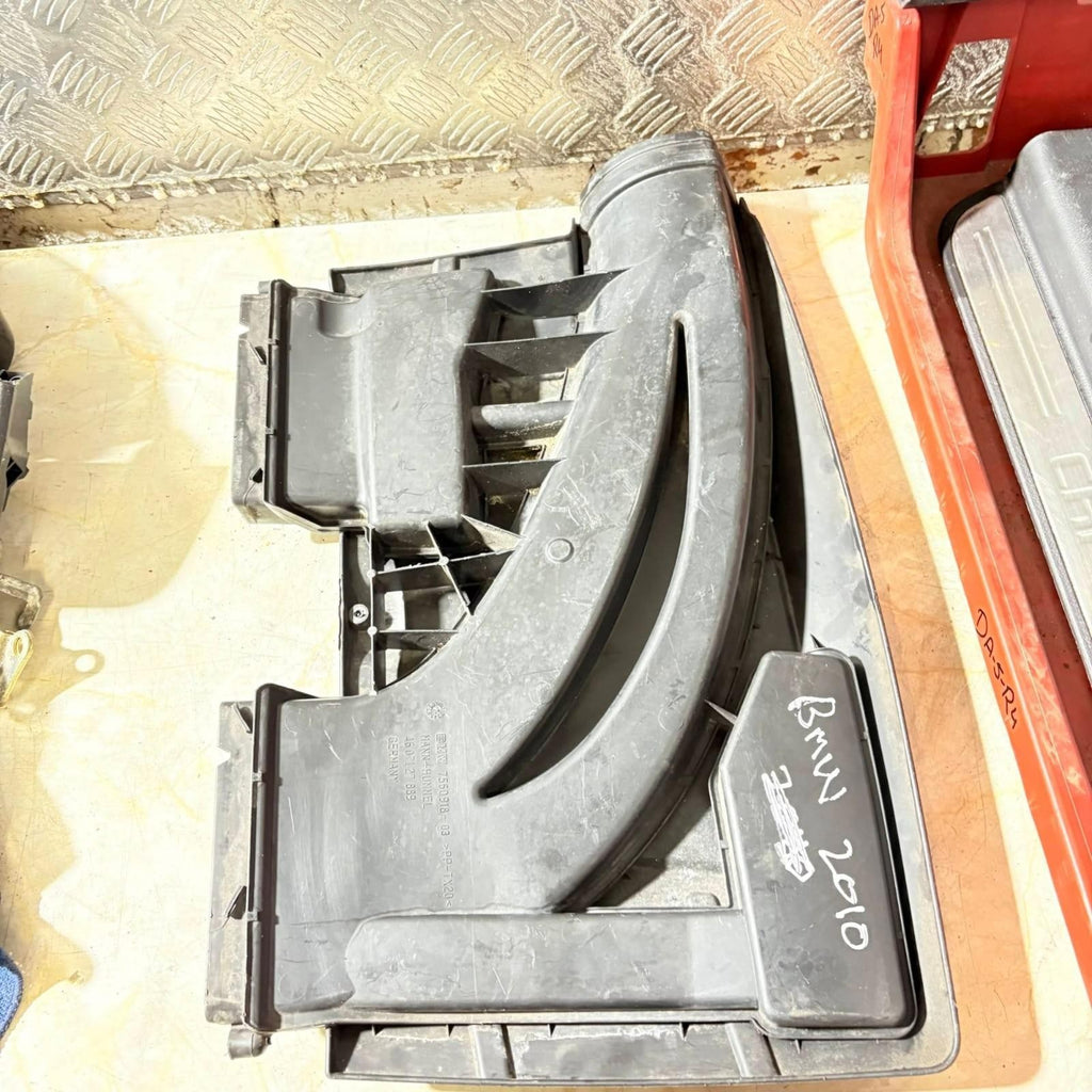 BMW 3 Series E90 E92 E93 06-13 Petrol Engine Air Intake Manifold Cover 7560918