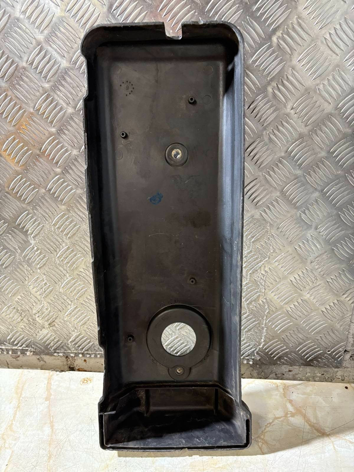 Opel Movano 200 engine cover/cover engine panel