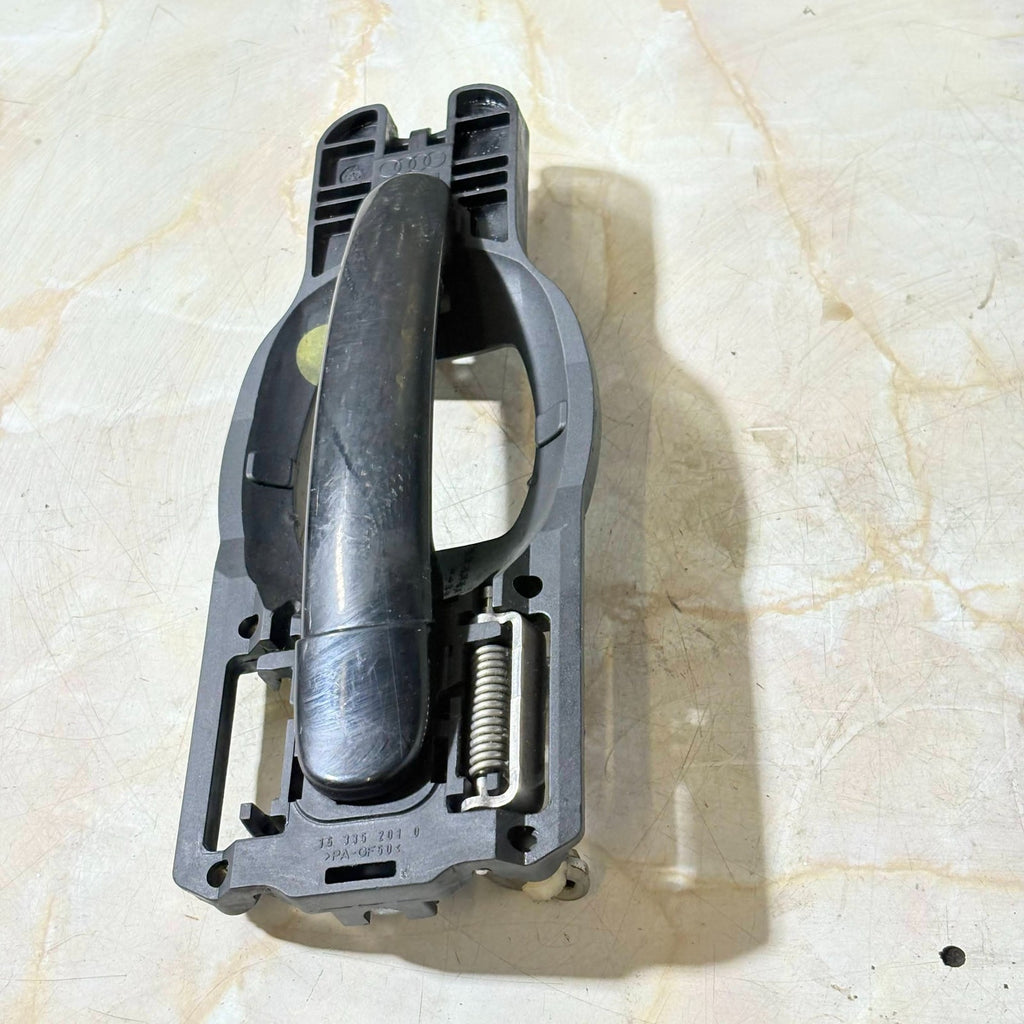 Audi A2 8Z0 2000-2005 Front Left (NS) Exterior Door Handle 153352010 3B0837207