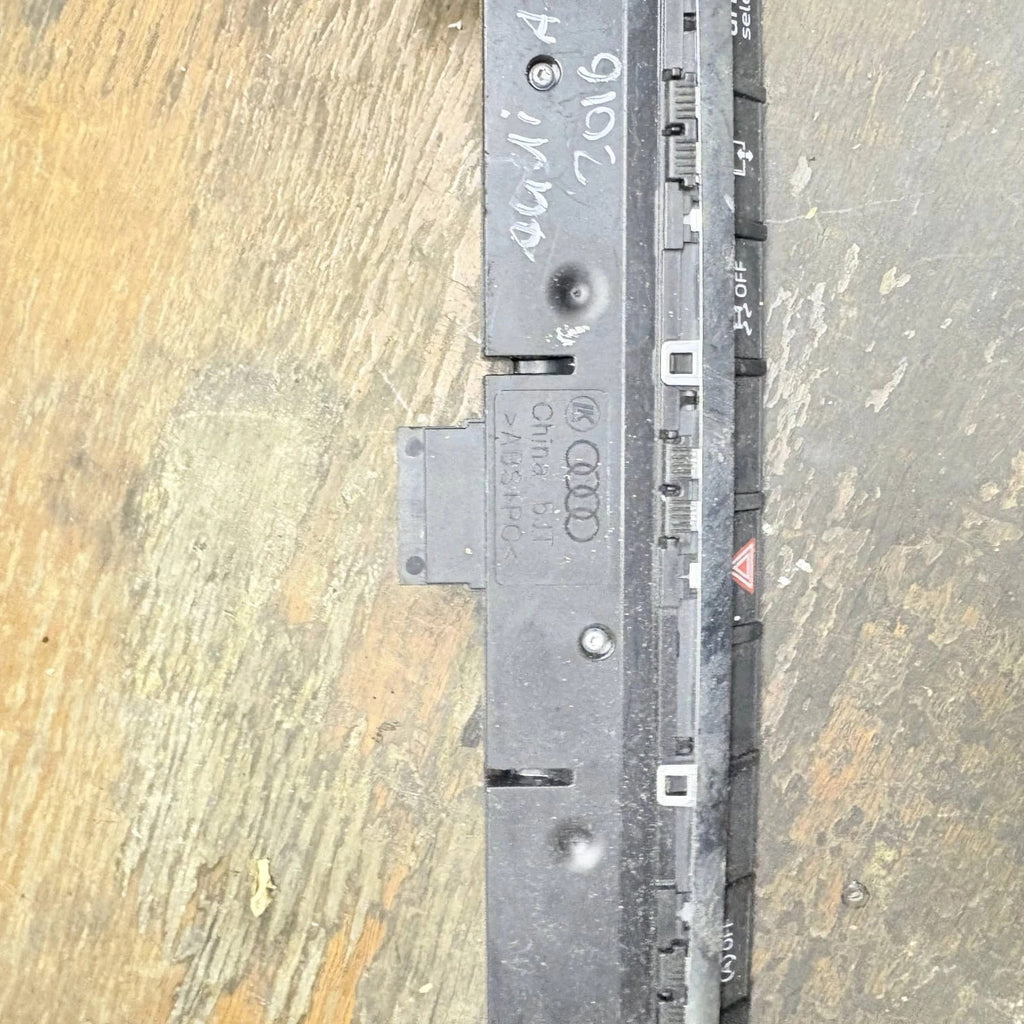 Audi A3/S3 8V Sportback Hazard Control Panel Drive Select 8V0925301G 2013-2016