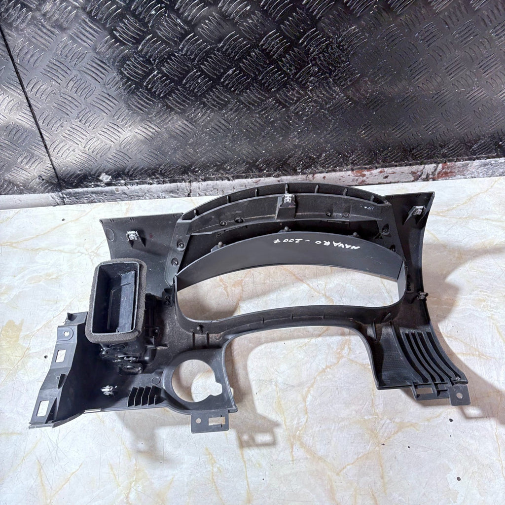 NISSAN NAVARA D40 2005-2015 SPEEDOMETER CLUSTER COCKPIT SURROUND TRIM 68236-EB41