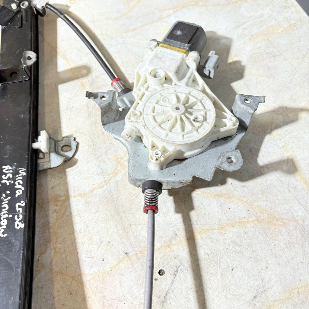 NISSAN MK1 1.1 PETROL WINDOW MOTOR PASSENGER FRONT UNIT 2008