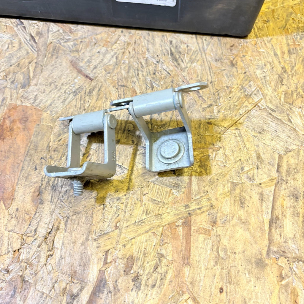 Renault Clio 2012 Tailgate Hinge Pair Offside Rear Right Side