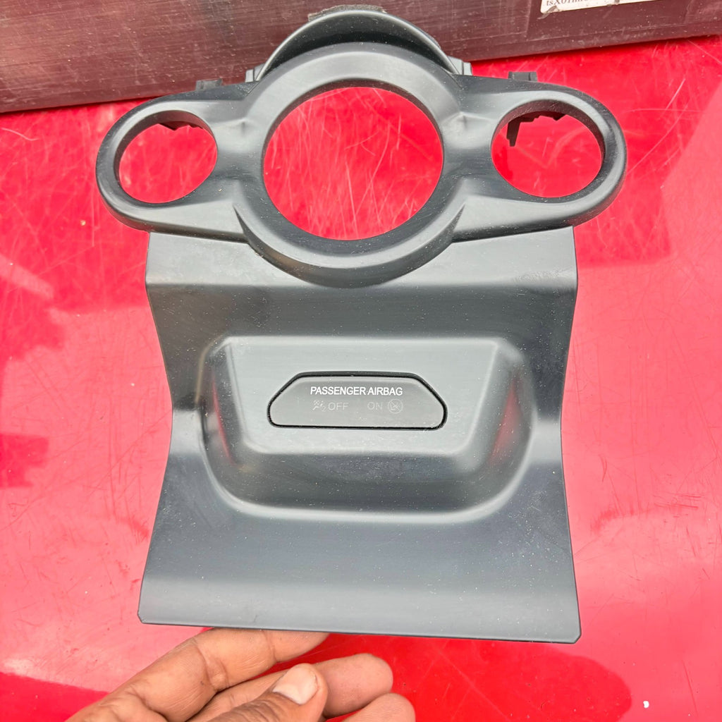 FORD ECOSPORT MK1 CLIMATE CONTROL SURROUND TRIM 2016 DN1B-18D422-CBW