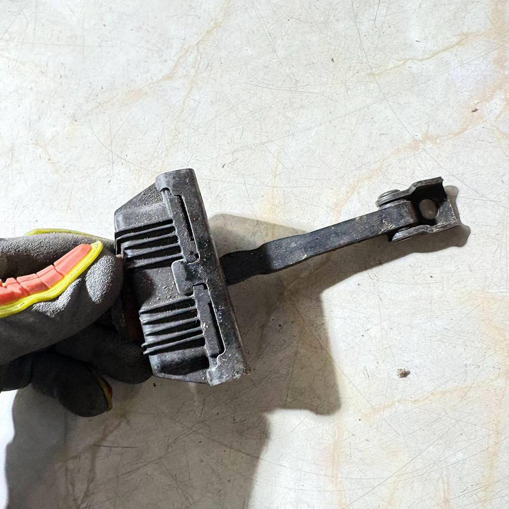Front Right Side Door Hinge Stop Check Strap Fits BMW COMPACT 2003