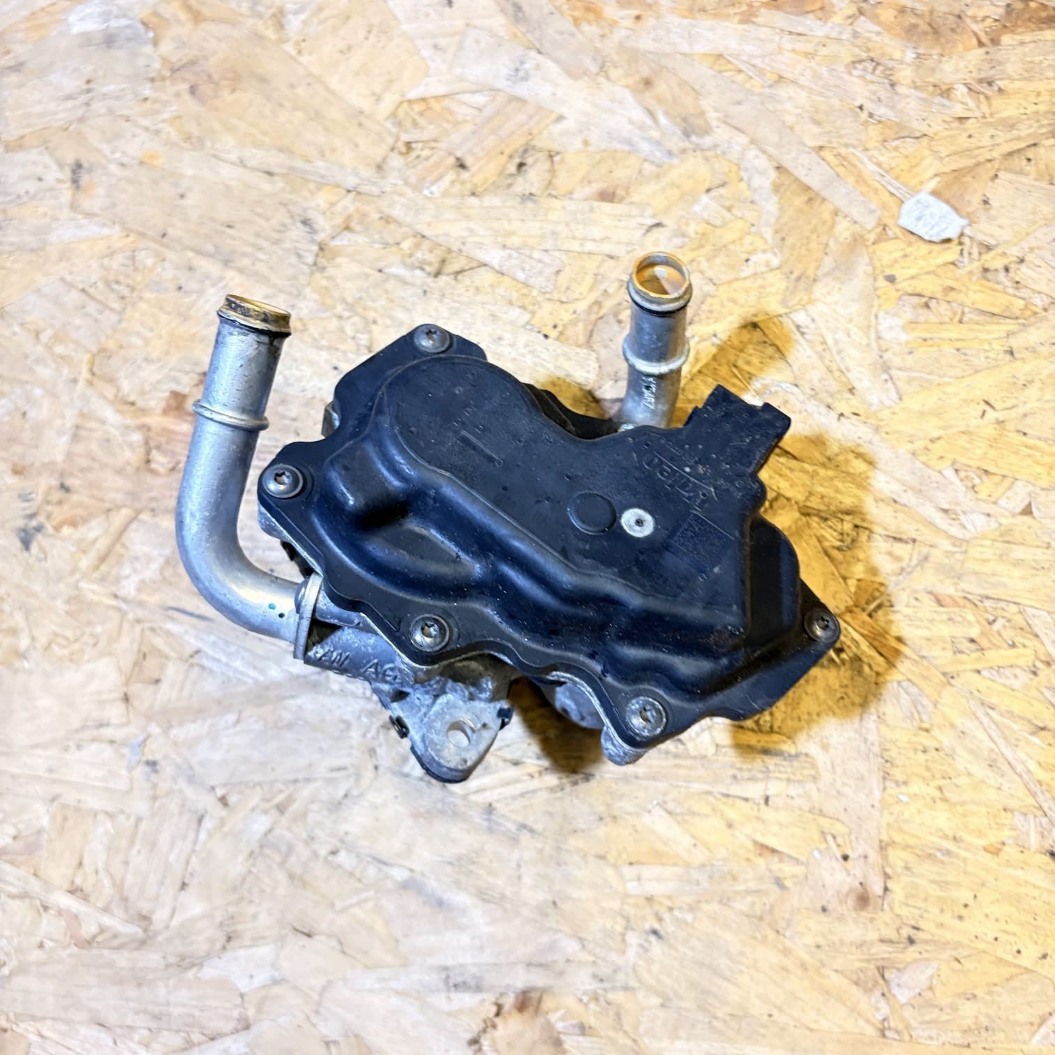 AUDI A3 8V 1.6 DIESEL EGR VALVE V29062884 DC2180316 DC2607818333