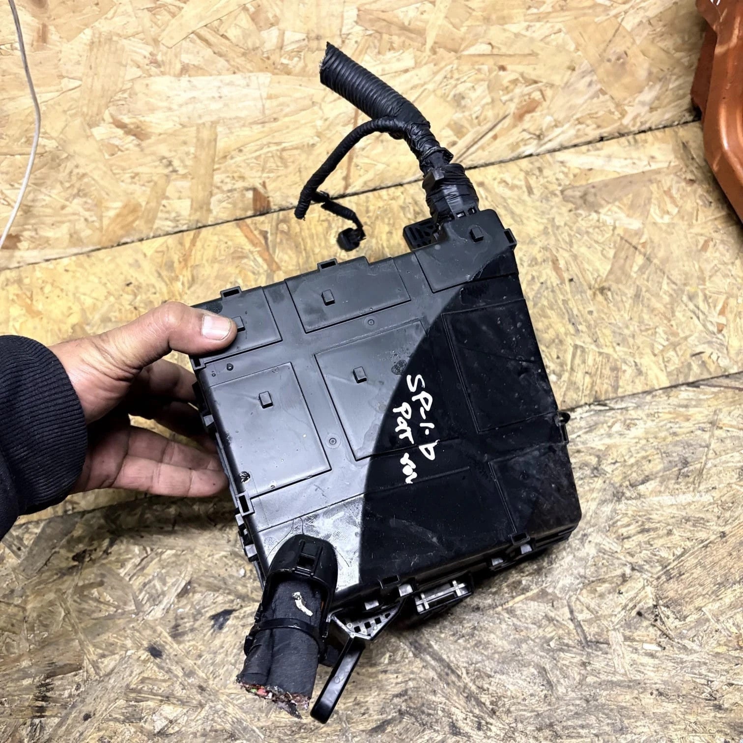 Kia Sportage 2018-2022 Petrol Engine Bay Fuse/Relay Box 914H0-F1380 91990F1540