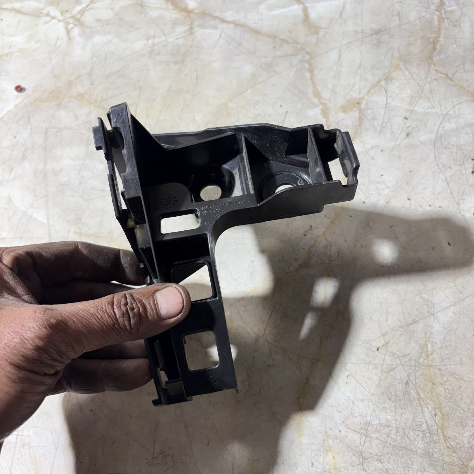 VOLKSWAGEN GOLF MK7 REAR BUMPER MOUNT BRACKET SIDE 5G6807393A NSR
