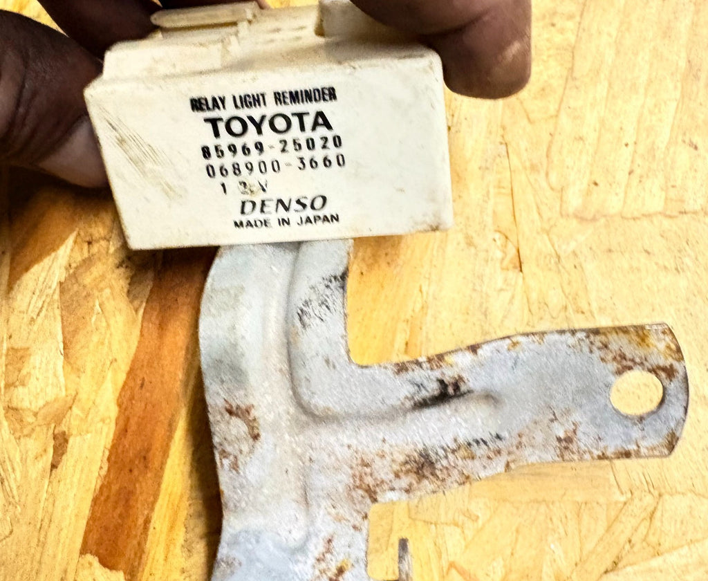 Toyota Dyna 2009 Headlight Reminder Relay 85969-25020