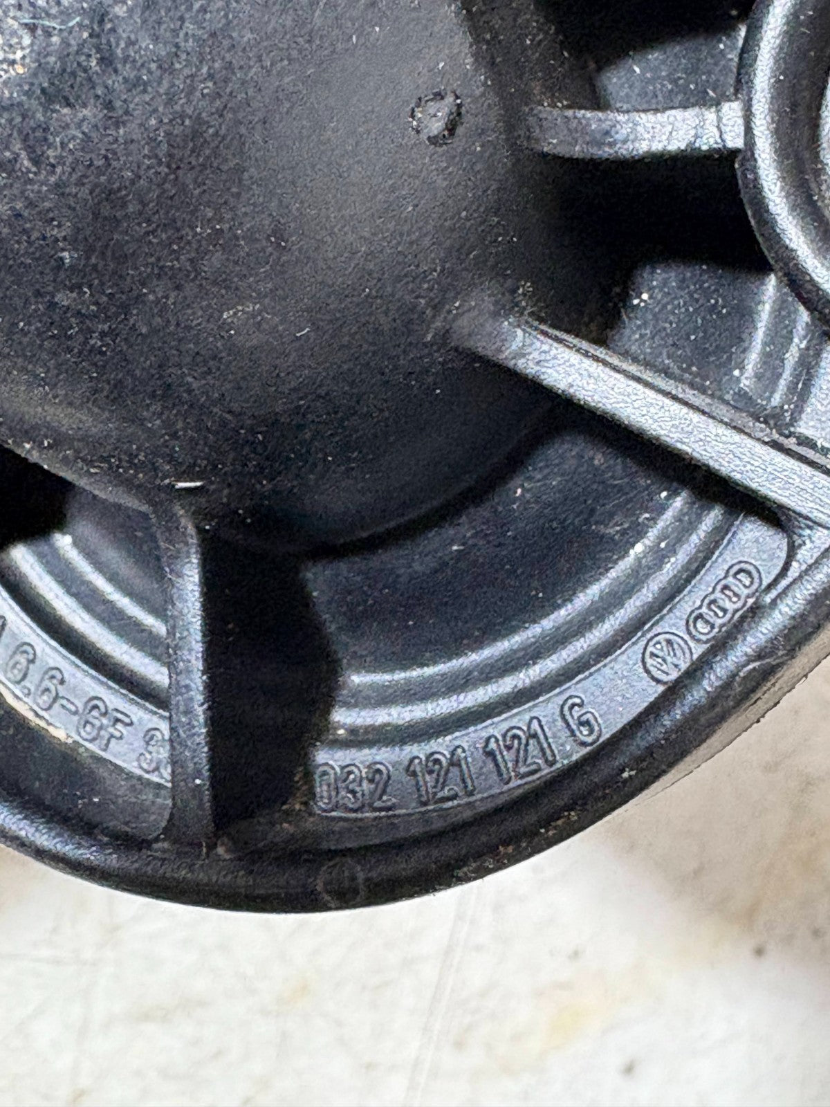 SEAT Ibiza Thermostat 032121121G