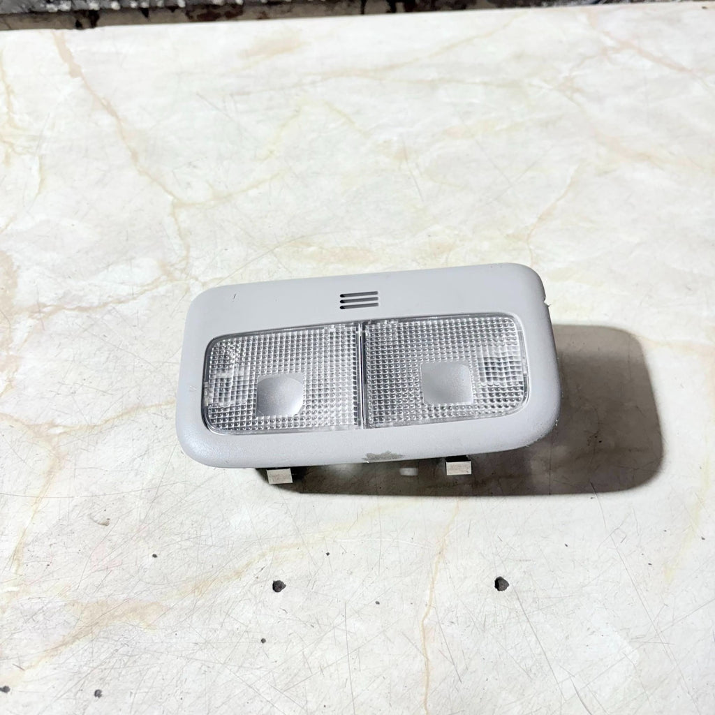2006–2011 Toyota Yaris Interior Middle Roof Light 81260-0D030