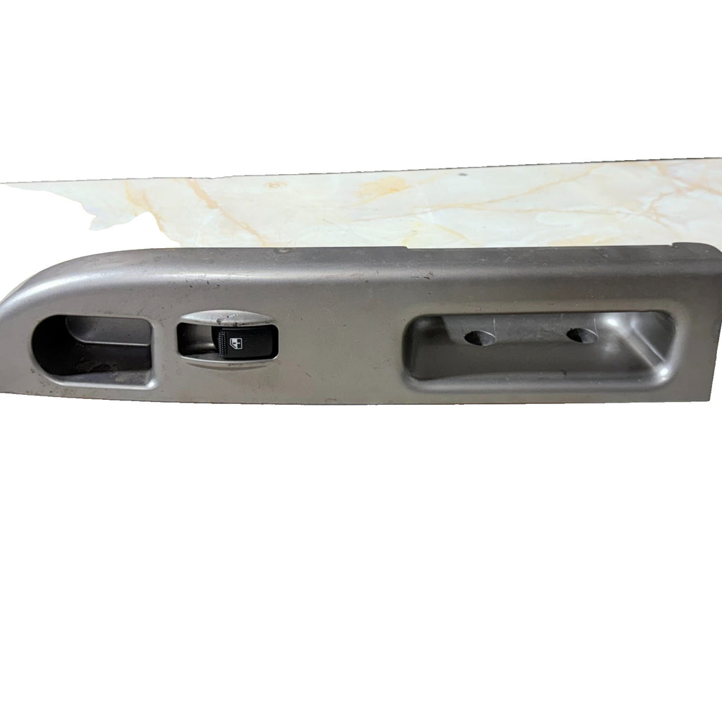 Kia Carens 2002-2006 Front Left (NS) Window Switch Door Handle Trim 455525-1110